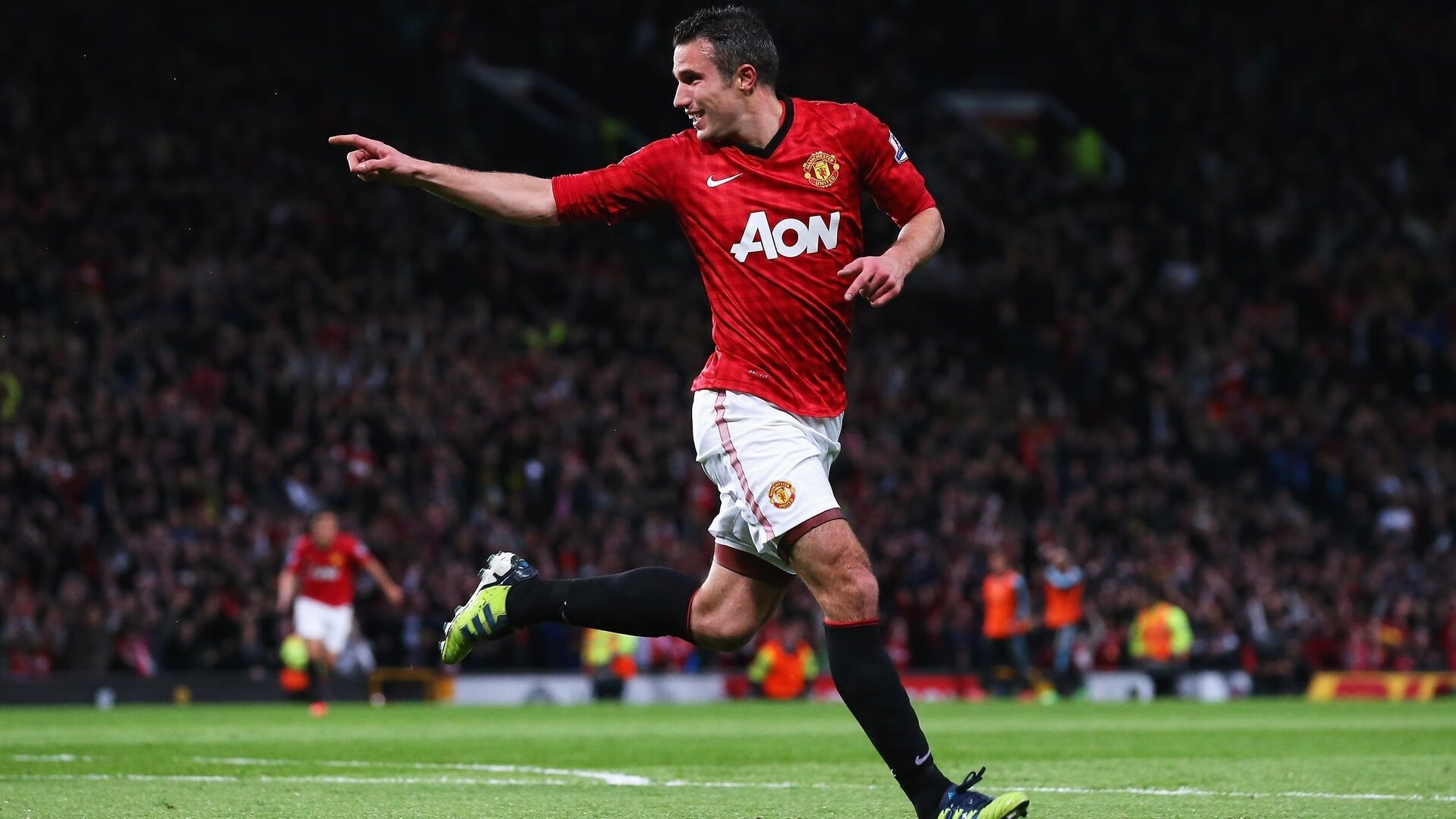 米兰体育APP :内马尔连续十五场比赛得分超过大比分获胜，利物浦不断突破！引发球迷热议